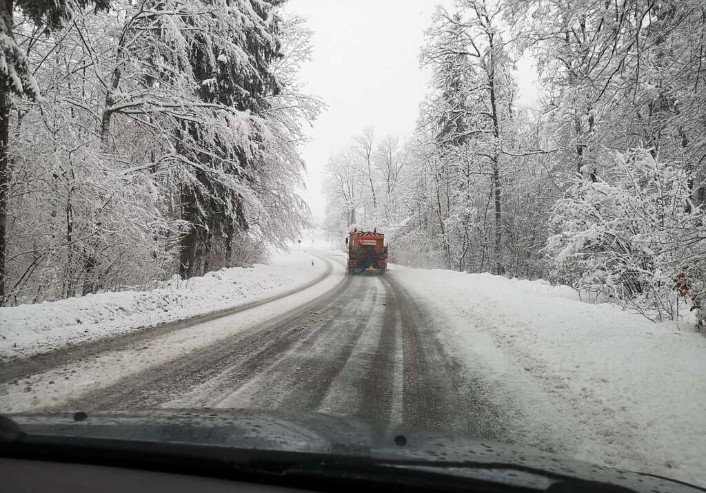 Arbeitsrechtliche Konsequenzen bei schneebedingten Verspätungen